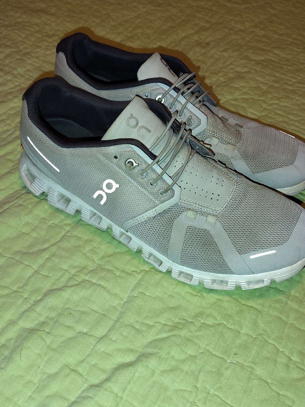 On Running Cloud Men's Running Shoes - Light Gray